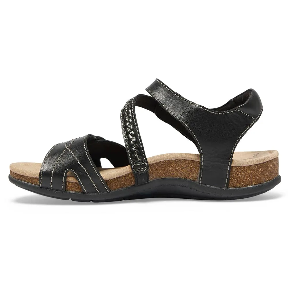 Fandango Sandal in Black Leather