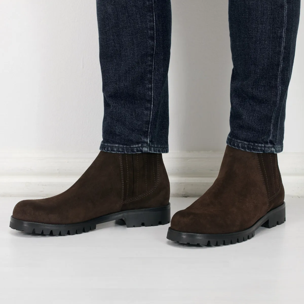 Men's Chelsea Vibram Boot Suede Castano Marrow
