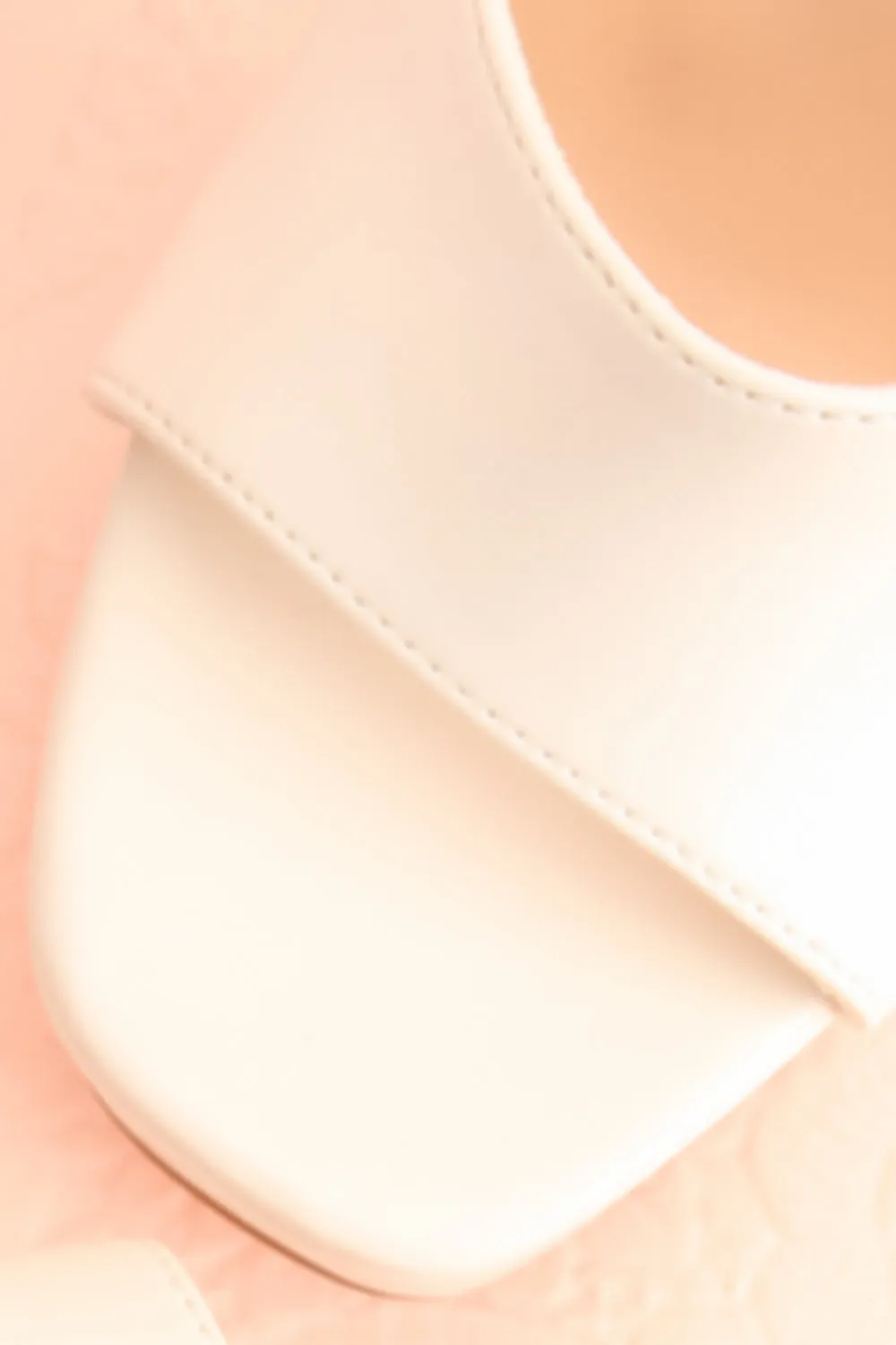 Nerthus White | High Heel Sandals