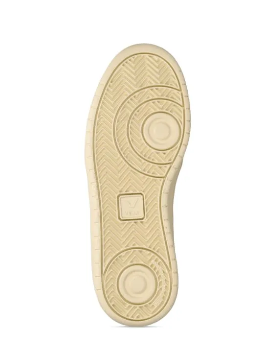 Veja   V-90 sneakers 